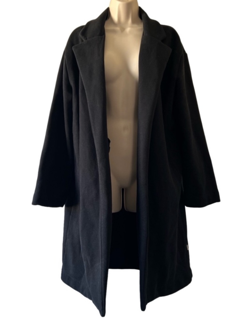 Vuori Black Restore trench coat-small